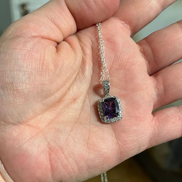 The Amethyst Classic Stunner pendant necklace in 925 and cubic zirconia - Picture 8 of 9